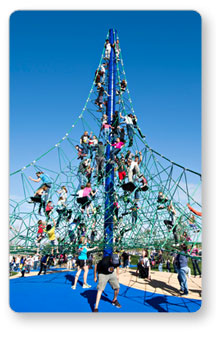 The Tallest Pyramid Net Climber in the World